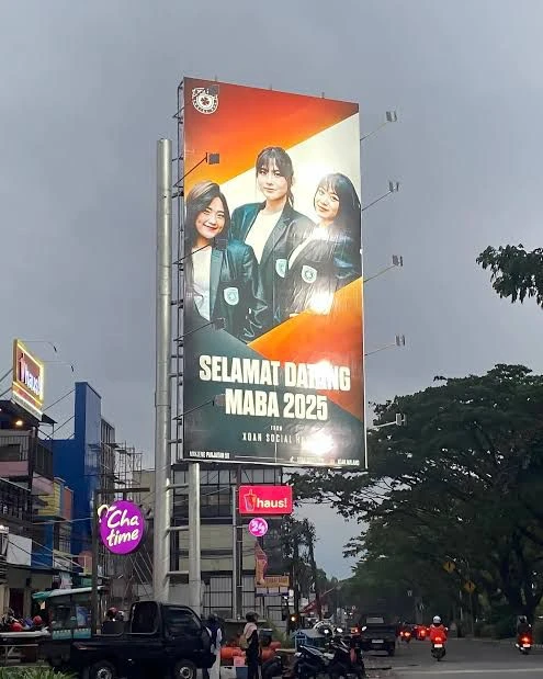 Baliho Klub Malam di Malang Picu Polemik Identitas Kota Pelajar