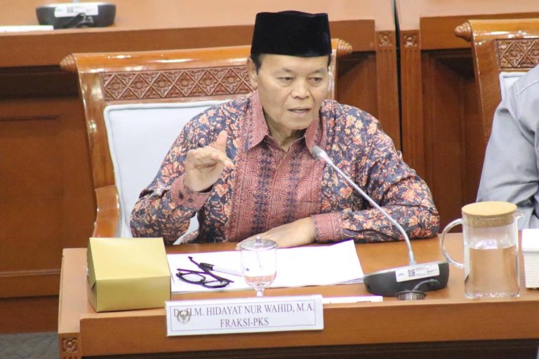 HNW Dorong Kemenhaj Bentuk Tim Verifikasi Haji Khusus